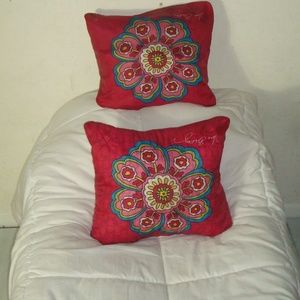 Vera Bradley Bags Good Condition Throw Pillows Poshmark